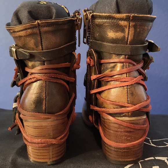 SOLD NIB freebird Crue in black multi. - Picture 7 of 12